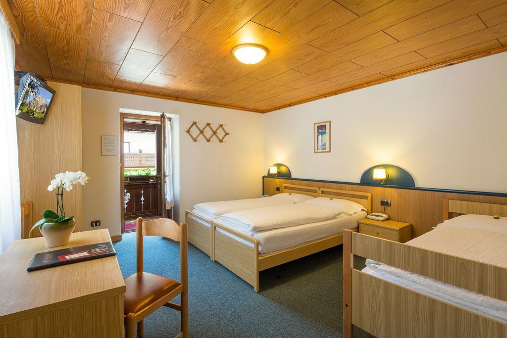 Hotel Garni Ai Serrai Rocca Pietore Dış mekan fotoğraf